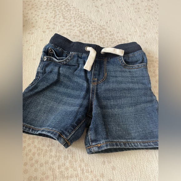 Jean Shorts - Picture 5 of 8